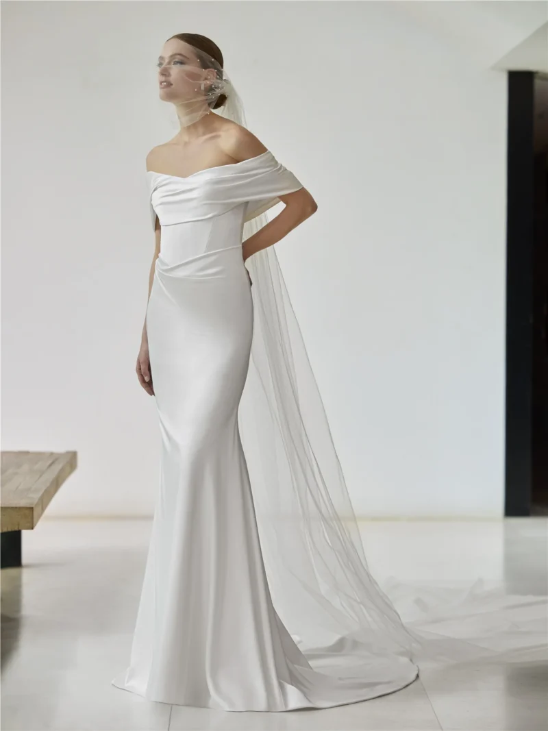 Pronovias Leight